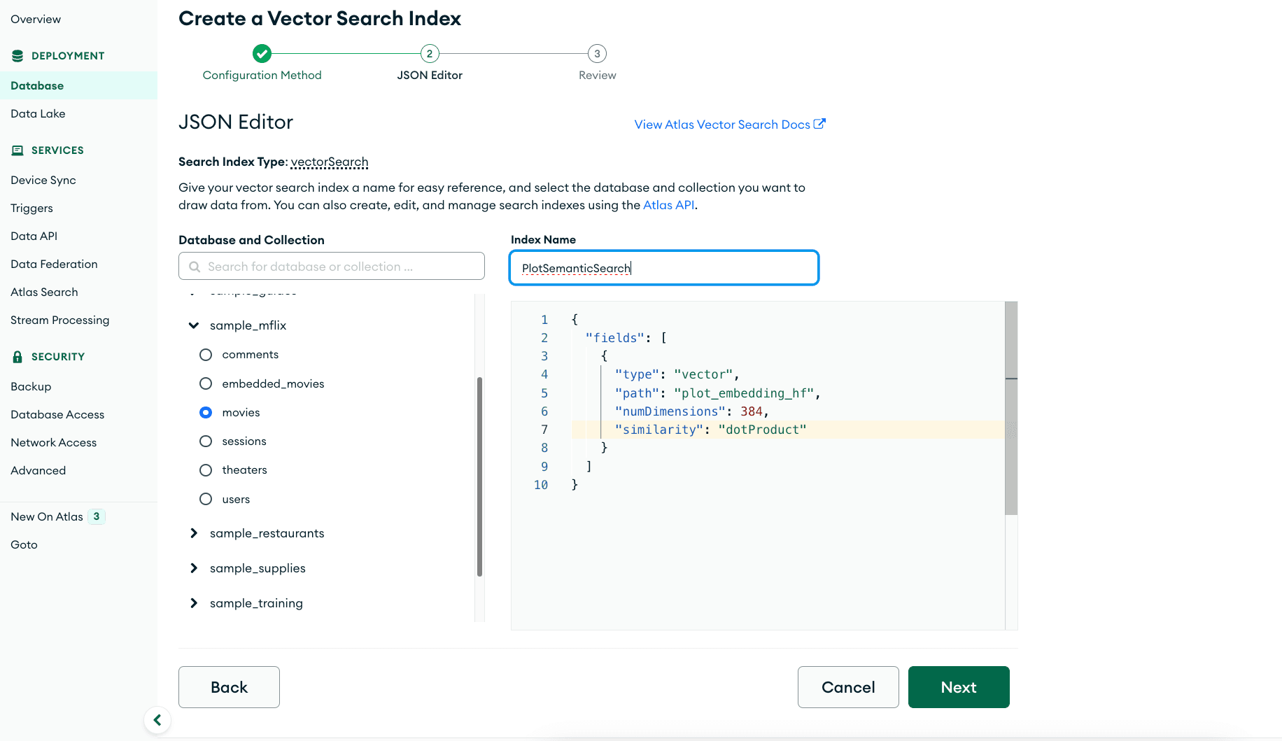 Editor JSON de configuração do índice de pesquisa com setas apontando para o banco de dados e o nome da coleção, bem como o editor JSON